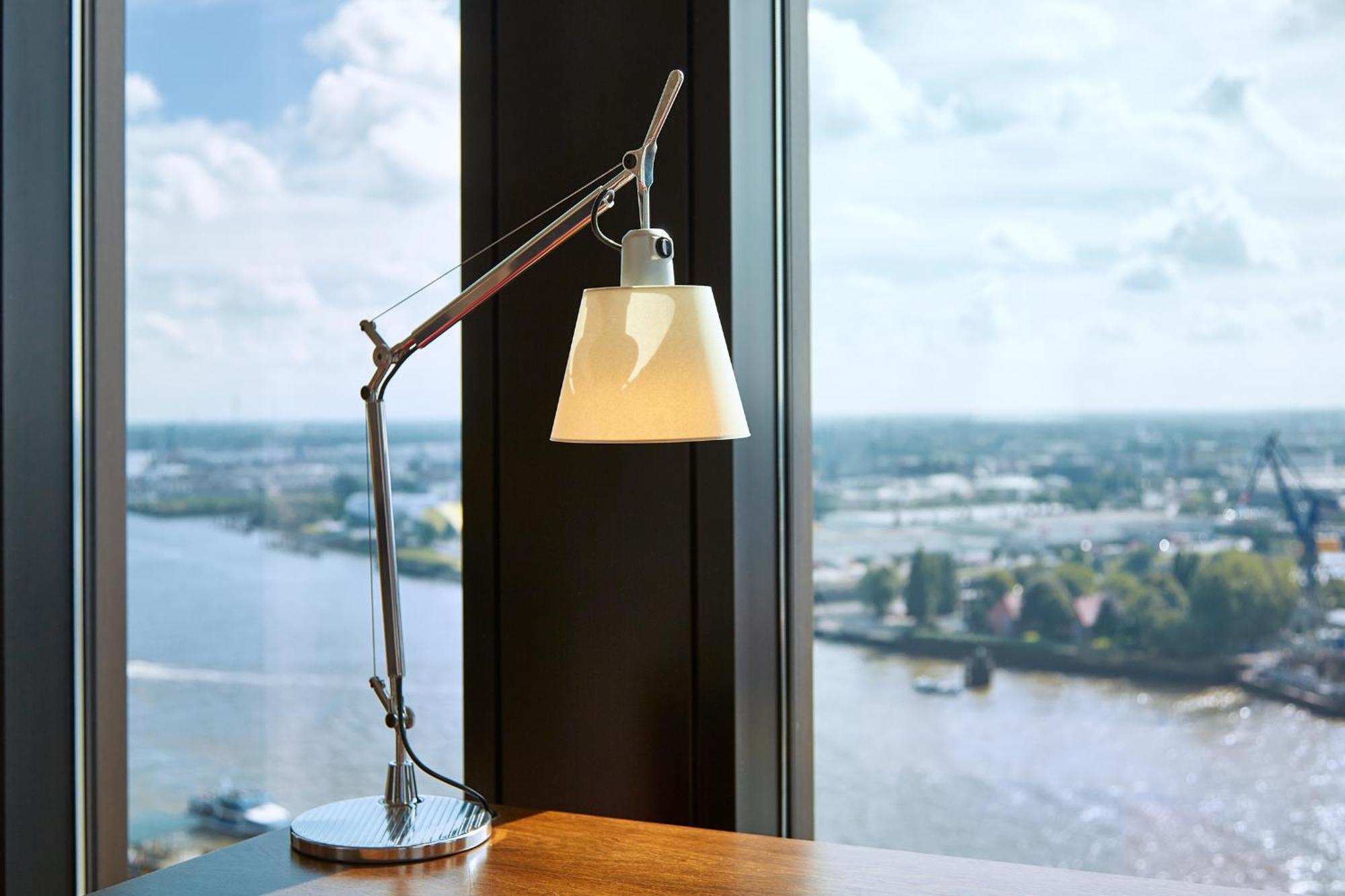 Empire Riverside Hotel Hamburg Ngoại thất bức ảnh